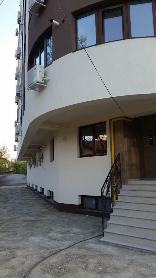 Kolonaki Domus Apartment Iasi Exterior photo