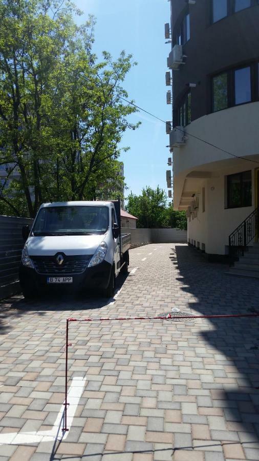 Kolonaki Domus Apartment Iasi Exterior photo