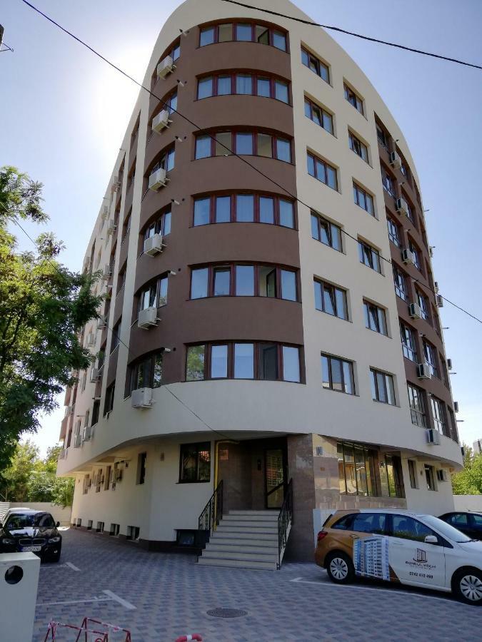 Kolonaki Domus Apartment Iasi Exterior photo
